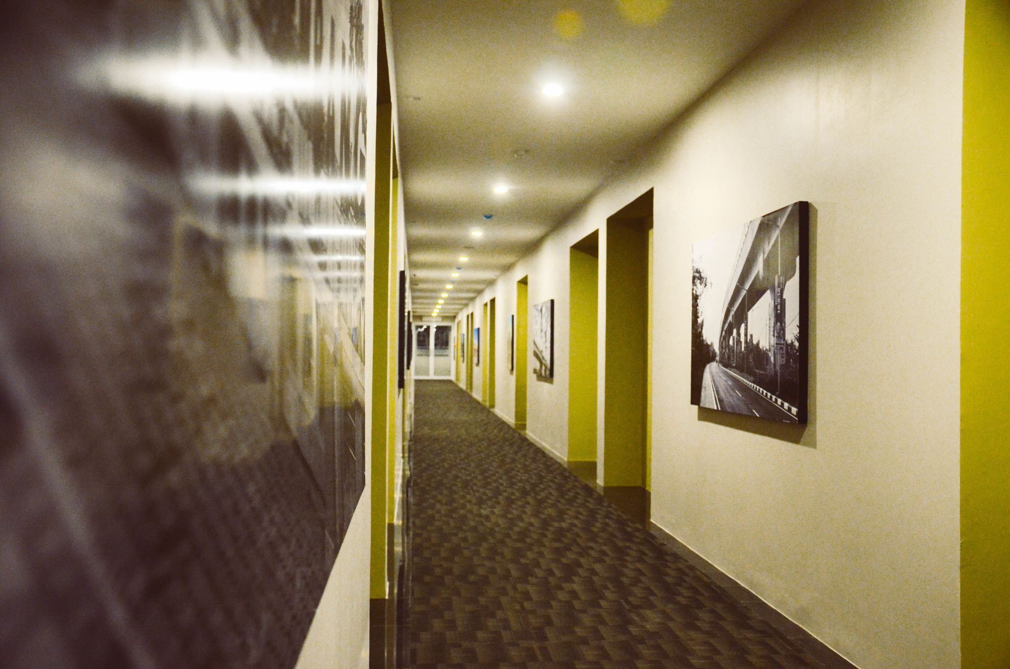 Airish Hotel Palembang Exterior foto